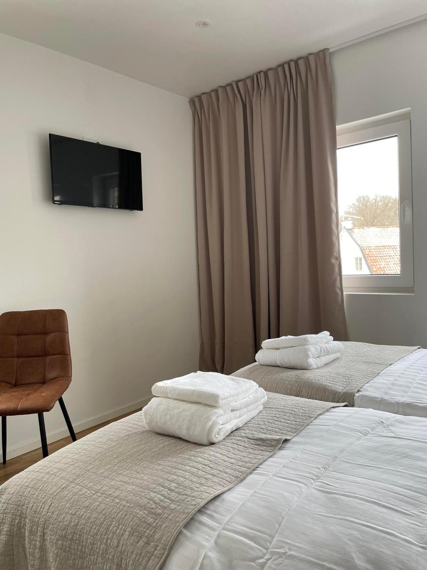 Edsviken Hotell Ab Sollentuna Bagian luar foto