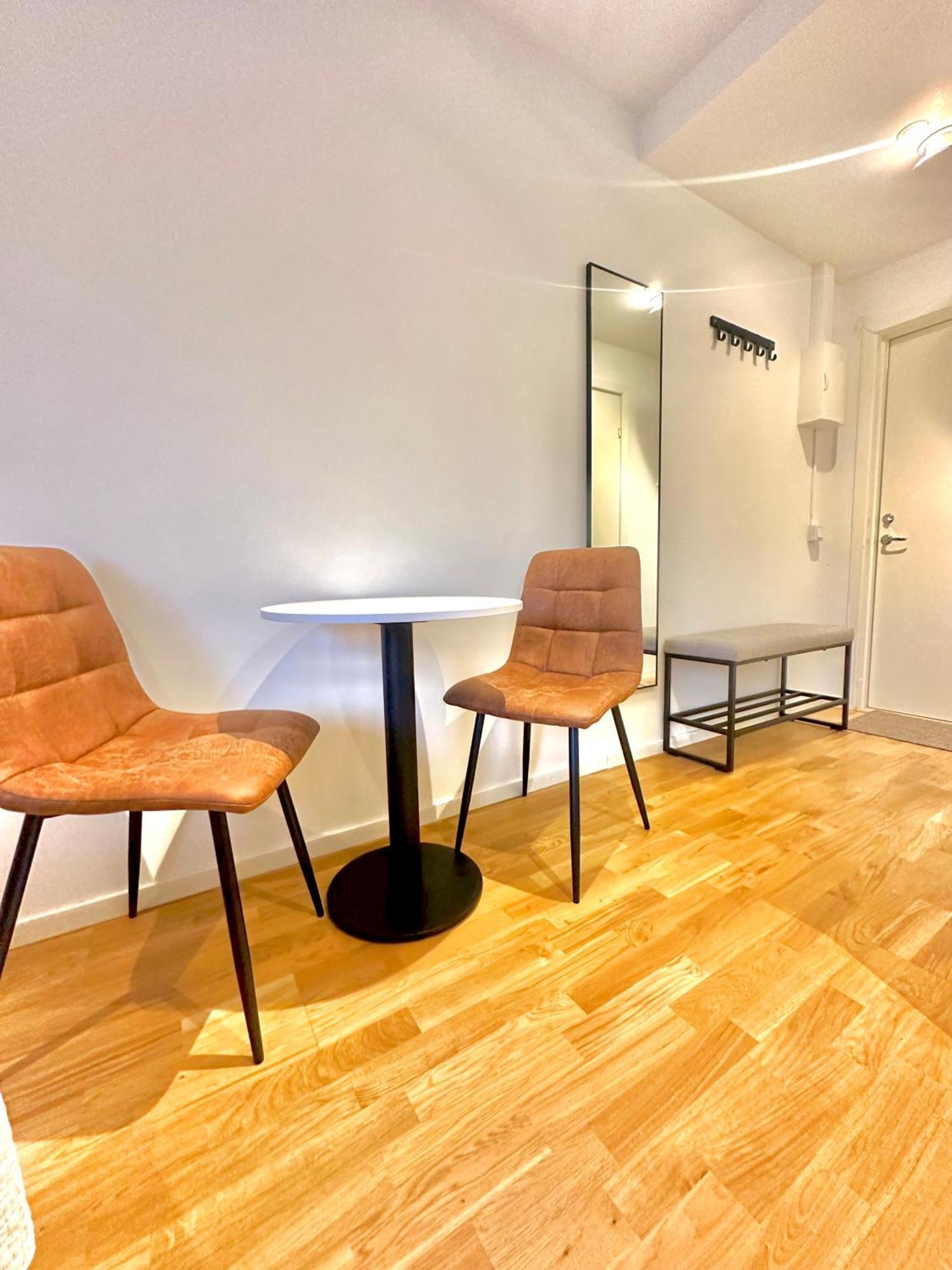 Edsviken Hotell Ab Sollentuna Bagian luar foto